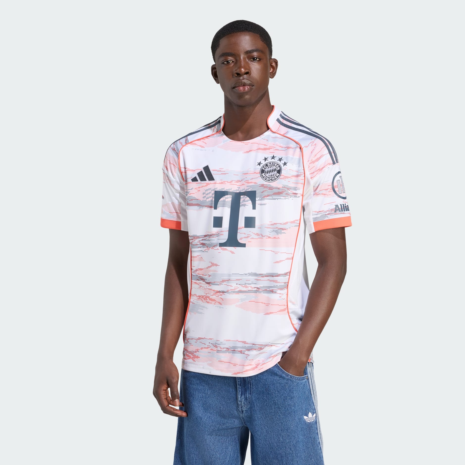 Adidas FC Bayern Munich 25/26 Away Jersey