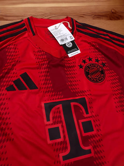 Adidas FC Bayern Munich 24/25 home jersey in red